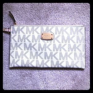 Authentic Michael kors wristlet